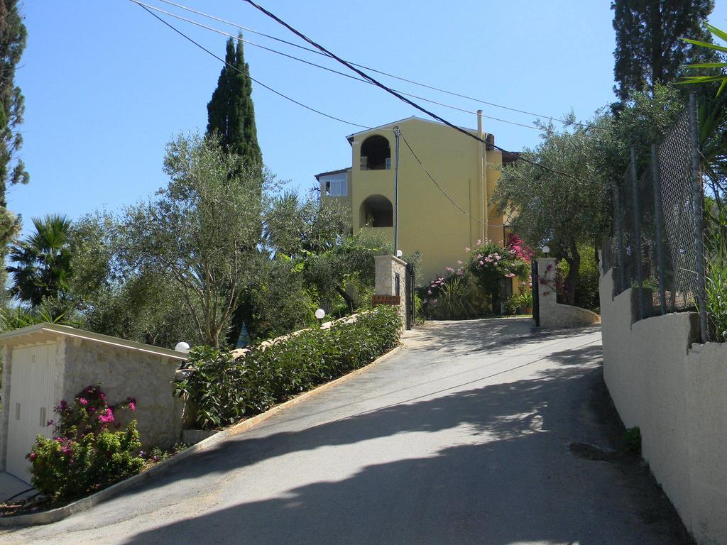 קונטואקלי Villa Efterpi מראה חיצוני תמונה