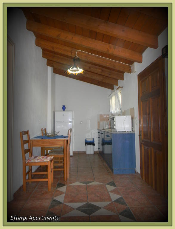 קונטואקלי Villa Efterpi חדר תמונה